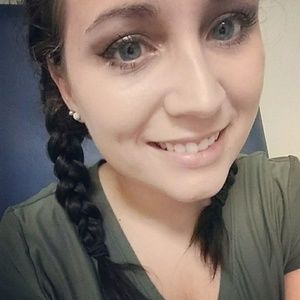 Meet your Posher, Pam